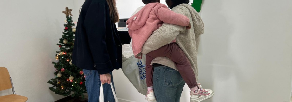 Entrega Cabazes de Natal a famílias carenciadas