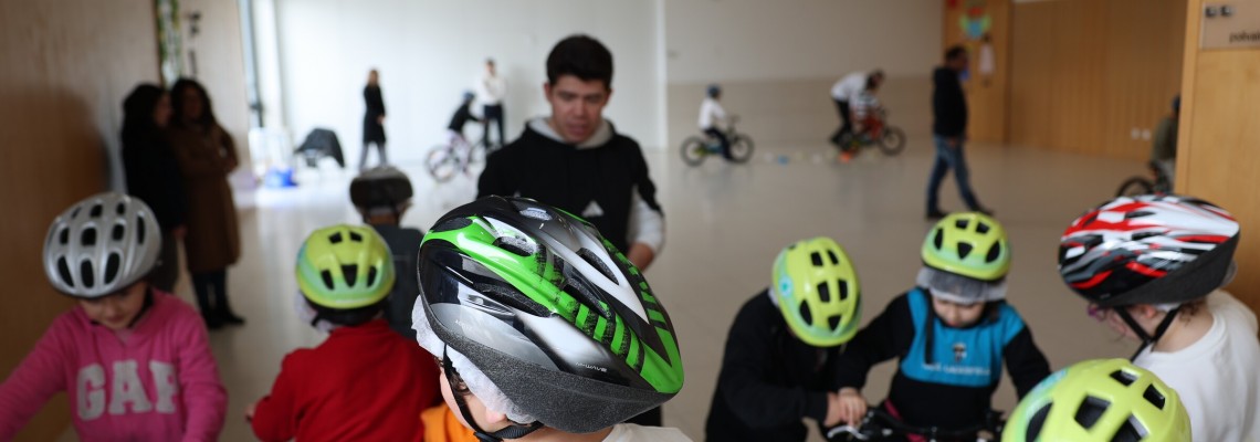 Ciclismo vai à escola