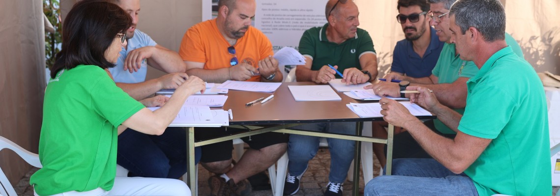 Protocolo para a vigilância móvel da floresta