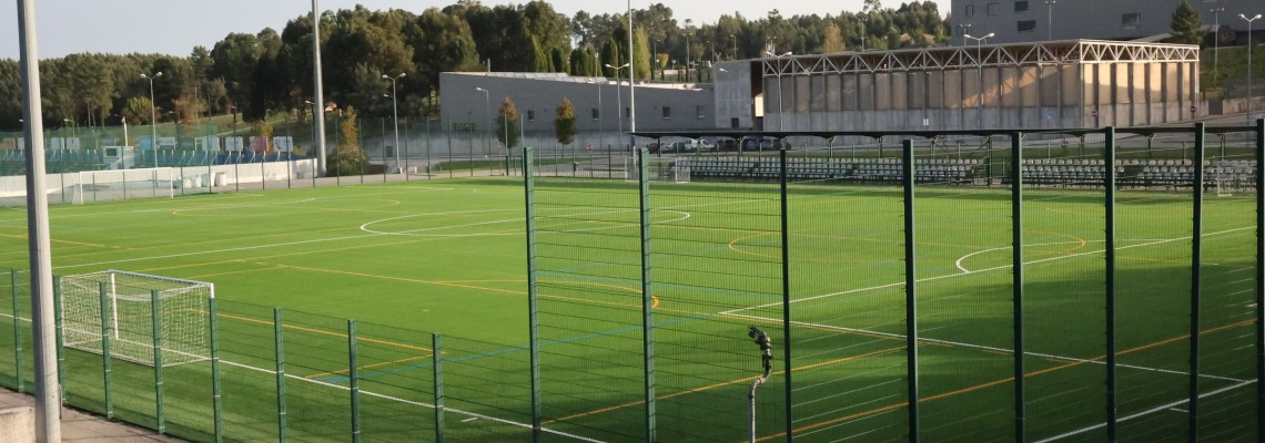 Campo de Futebol de 11 tem novo piso