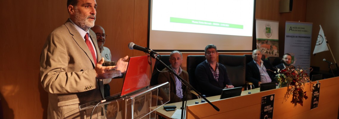 Rally Noturno de automóveis clássicos