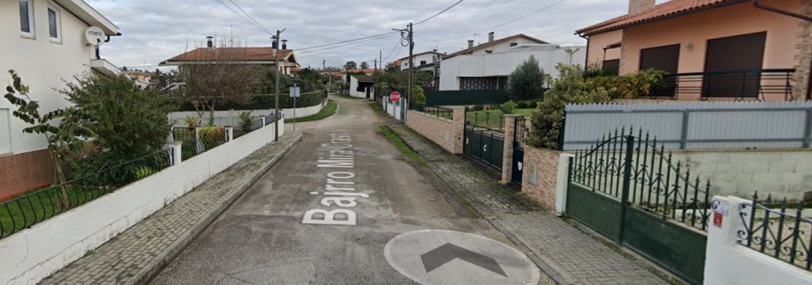 Renovação da rede de abastecimento de água em Alféloas