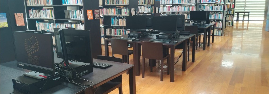 Biblioteca Municipal renova equipamentos informáticos