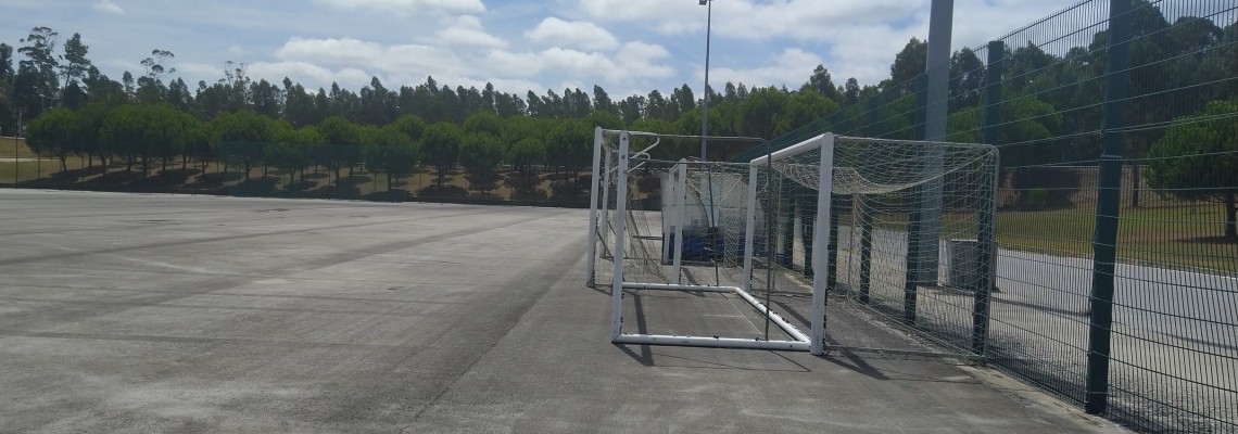 Município substitui piso do campo de futebol de 11