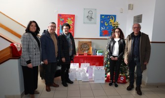 Município oferece presentes à Casa da Criança