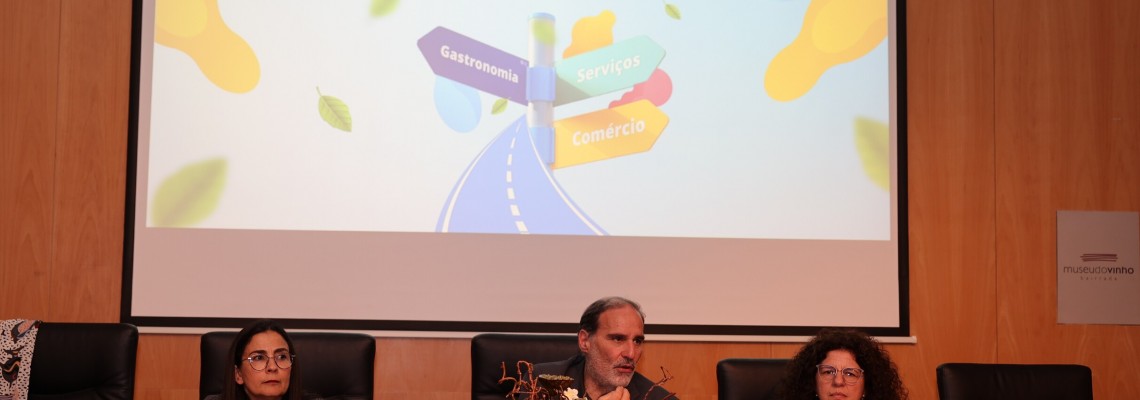 Comércio local de Anadia “Sai à rua”