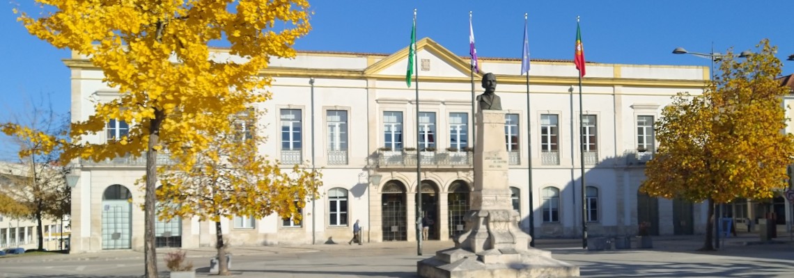 Novo Executivo reúne pela primeira vez