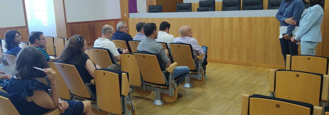 Consignação das empreitadas das zonas industriais