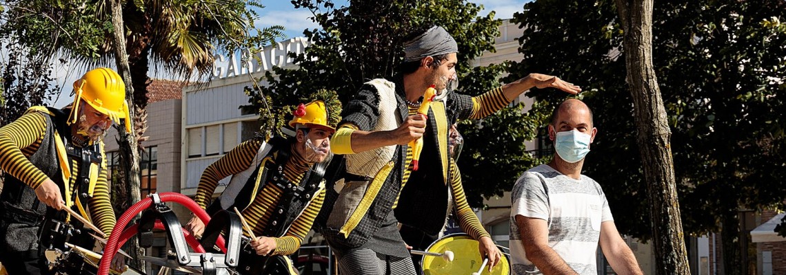 Crassh Recycled e Sérgio Lucas animam Curia