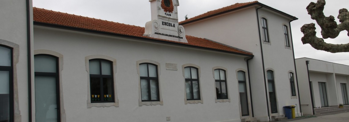 Ponto Biblioteca na Escola Básica de Aguim