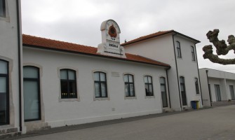 Ponto Biblioteca na Escola Básica de Aguim