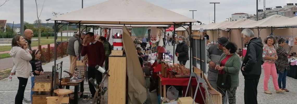 Feira de Artesanato e Velharias a 1 de maio