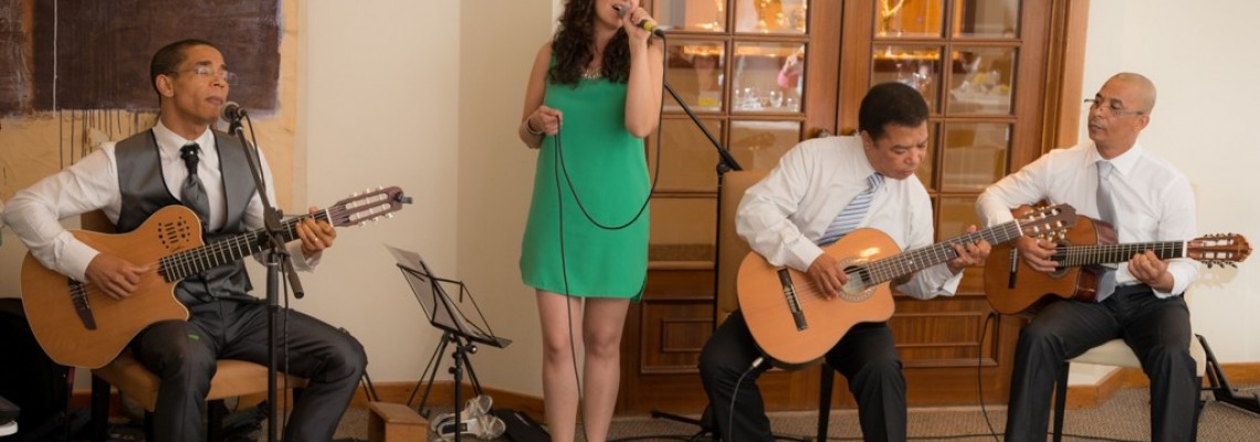 Grupo Rais na Praça da Juventude 