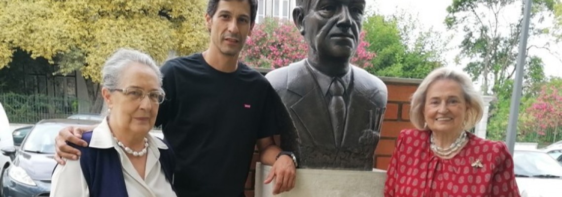 Reposição do busto de Fausto Sampaio