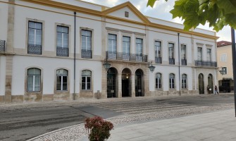 Selo da qualidade exemplar de água