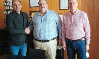 Município firma contratos de apoio ao empreendedorismo