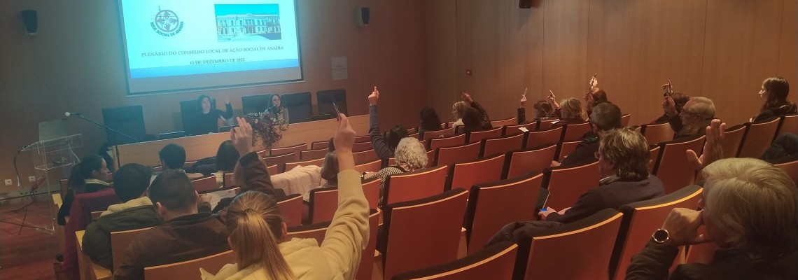 Câmara assume competências da Ação Social em abril