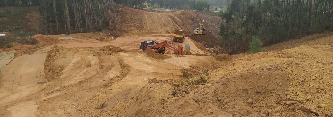 Construção do novo arruamento na cidade de Anadia