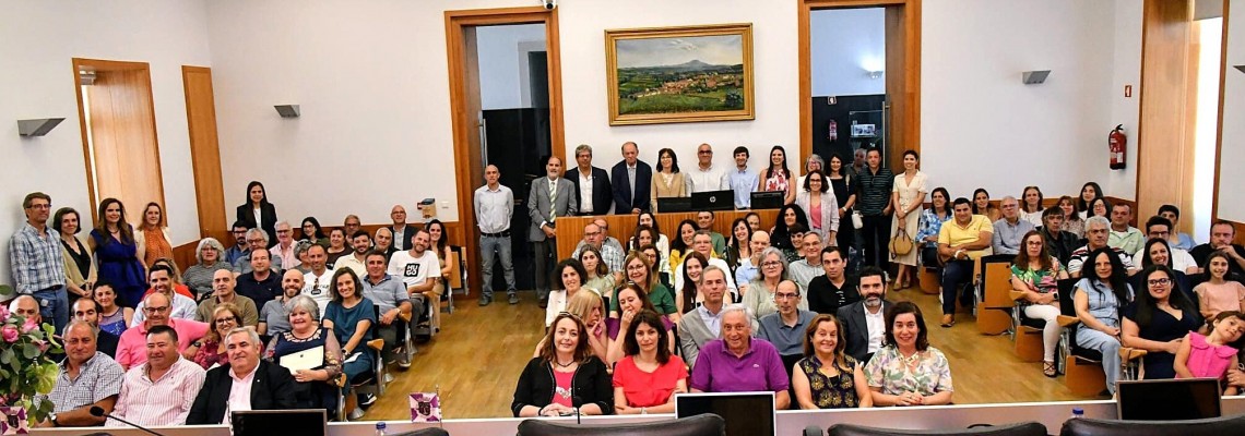 Munícipio presta homenagem a funcionários