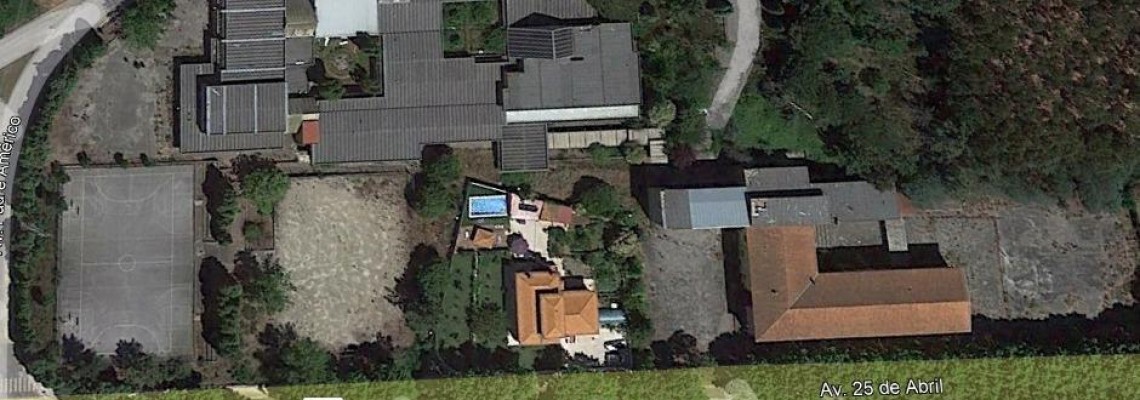 Alojamento estudantil na antiga Escola Secundária