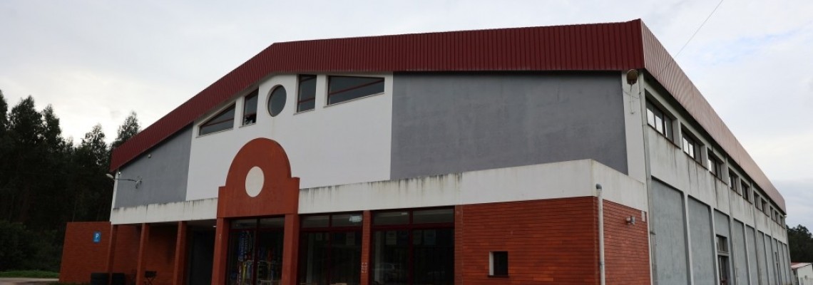 Apoio para obras no Pavilhão de Vila Nova de Monsarros