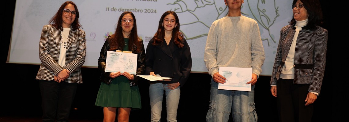 Anadia premeia os melhores alunos