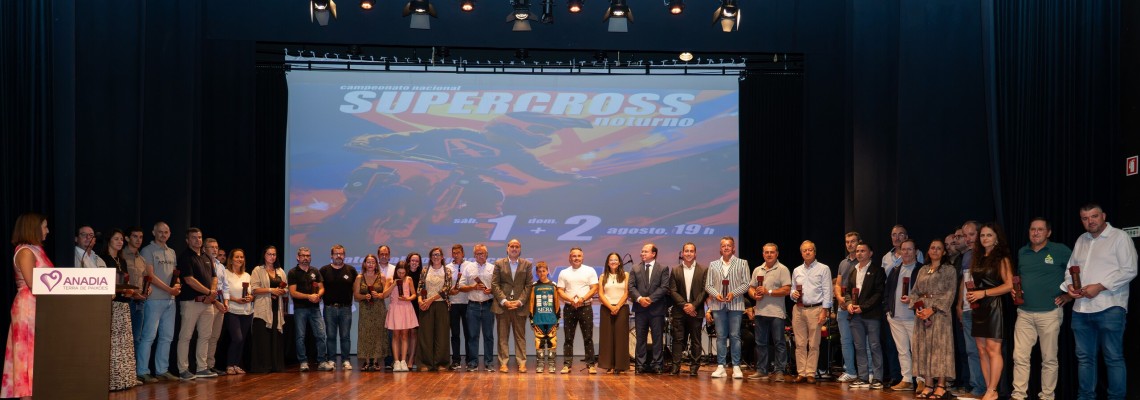 Anadia homenageia atletas e agentes desportivos