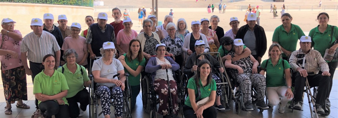 Visita de idosos ao Santuário de Fátima